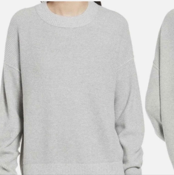 Treasure & Bond Sweaters - Treasure & Bond Grey Thermal Knit Sweater Small